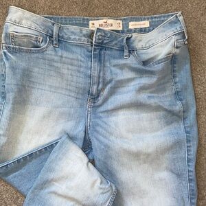 High rise super skinny hollister jeans . size 11 r / w 30 / l 30